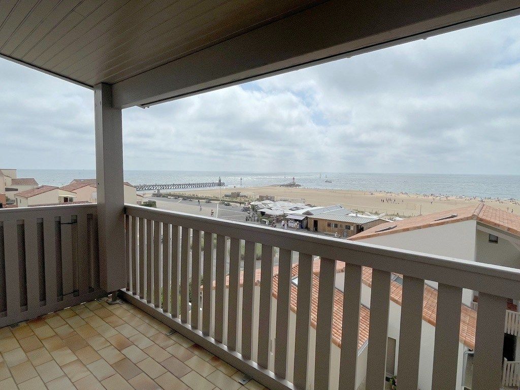 apartment 1 room for sale on CAPBRETON (40130)